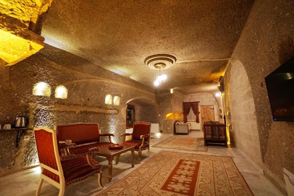 Сьюит (Суперлюкс с кроватью размера «queen-size»), Roma Cave Suite