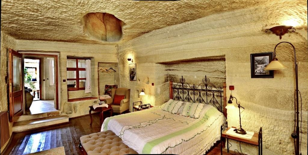 Сьюит (Улучшенный люкс «Пещера») отеля Terra Cave Hotel, Гереме