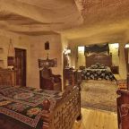 Трехместный (Трехместный номер Делюкс), Travel Inn Cave Hotel