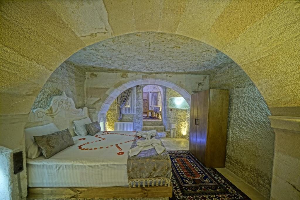 Сьюит (Люкс с кроватью размера «king-size») отеля Cappa Cave Hostel, Гереме