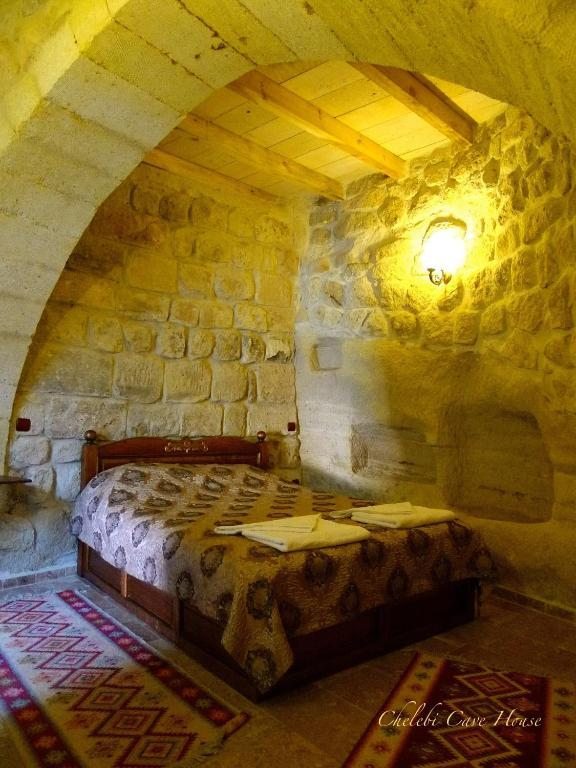 Двухместный (Двухместный номер эконом-класса с 1 кроватью и гидромассажной ванной) отеля Chelebi Cave House Hotel, Гереме