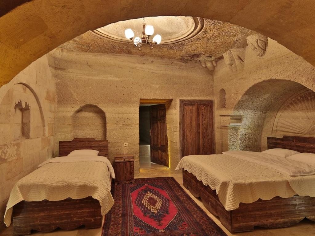 Трехместный (Трехместный номер Делюкс «в пещере»), Family Cave Suite Hotel