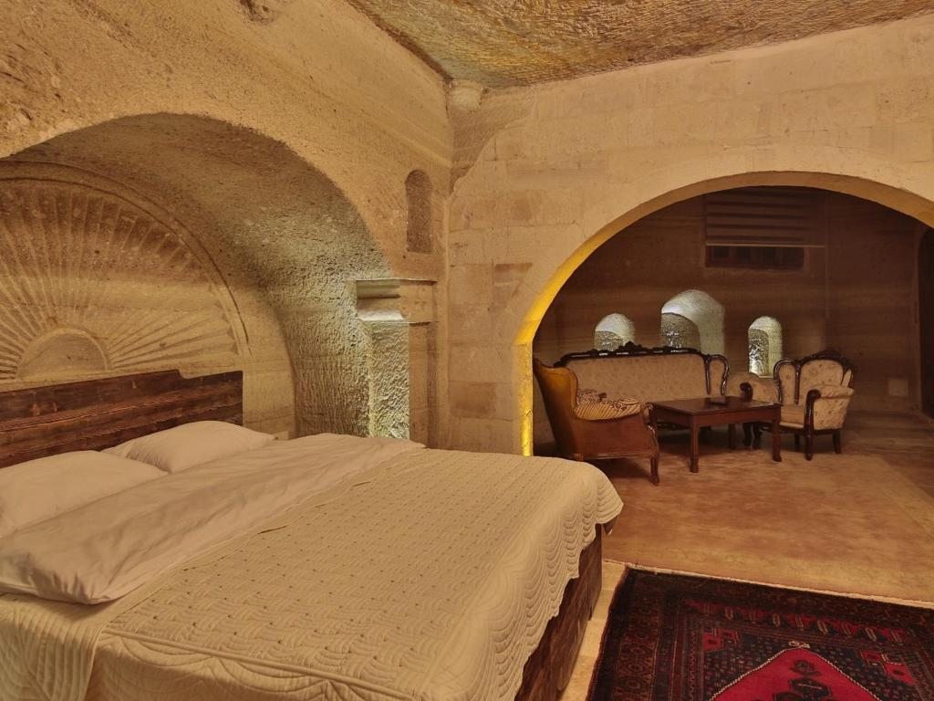 Трехместный (Трехместный номер Делюкс «в пещере»), Family Cave Suite Hotel