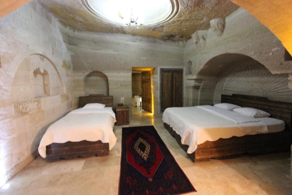 Трехместный (Трехместный номер Делюкс «в пещере»), Family Cave Suite Hotel