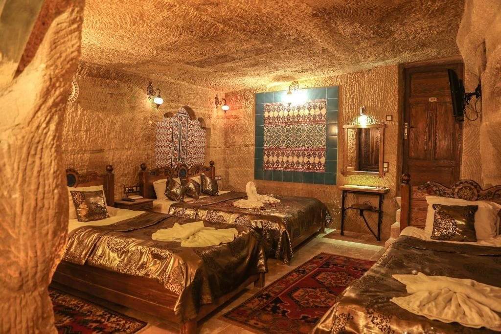 Четырехместный (Суперлюкс «В пещере» (для 4 взрослых)), Goreme Palace Cave Hotel