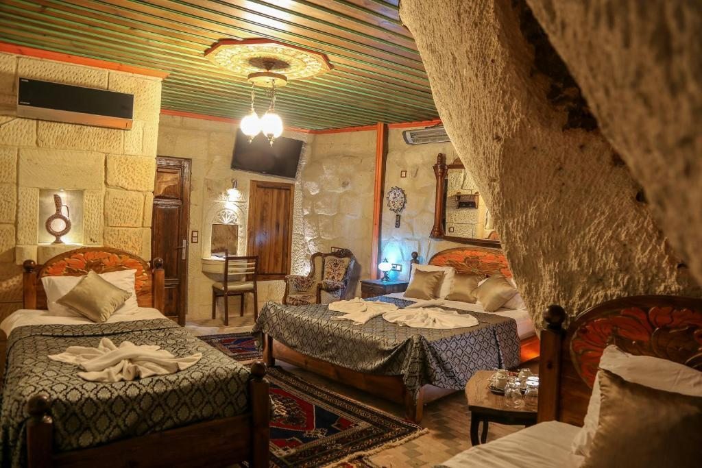 Четырехместный (Суперлюкс Stone (для 4 взрослых)), Goreme Palace Cave Hotel