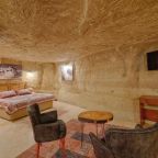 Номер (Кровать в общем женском номере с 7 кроватями), Kemer Cave House