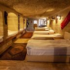 Номер (Кровать в общем 8-местном номере для мужчин и женщин), Nirvana Cave Hotel