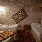 Трехместный (Трехместный номер с ванной комнатой), Nirvana Cave Hotel