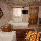 Трехместный (Трехместный номер с ванной комнатой), Nirvana Cave Hotel