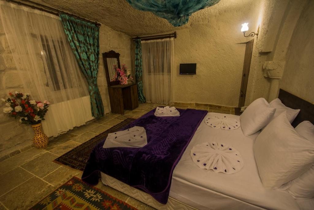 Сьюит (Люкс «Комфорт пещера») отеля Roc Of Cappadocia, Гереме