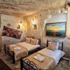 Трехместный (Трехместный номер в пещере), Sakura Cave Hotel