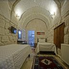 Двухместный (Двухместный номер «Арка 102» с 2 отдельными кроватями), Sakura Cave Hotel