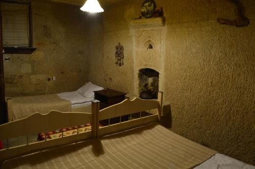 Трехместный (Трехместный номер эконом-класса) хостела Stay In Peace Cave Hostel, Гереме