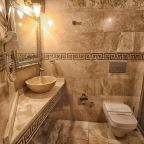 Двухместный (Двухместный номер с 1 кроватью и террасой), The Dorm Cave By Travellers