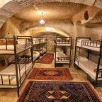 Номер (Спальное место на двухъярусной кровати в общем номере для мужчин и женщин), The Dorm Cave By Travellers