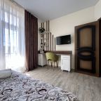 Четырехместный (Номер  5-ти местный 2-х комн. "РЕЛАКС" с балконом), Отель Барвиха