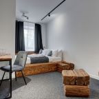 Делюкс (С кинотеатром), Отель Winewood Moscow