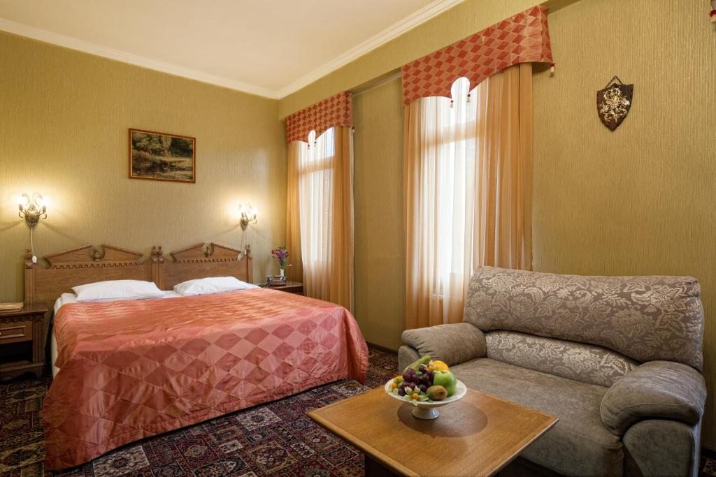 Двухместный (Стандартный двухместный номер с 1 кроватью или 2 отдельными кроватями) отеля Вилла Анна, Сочи
