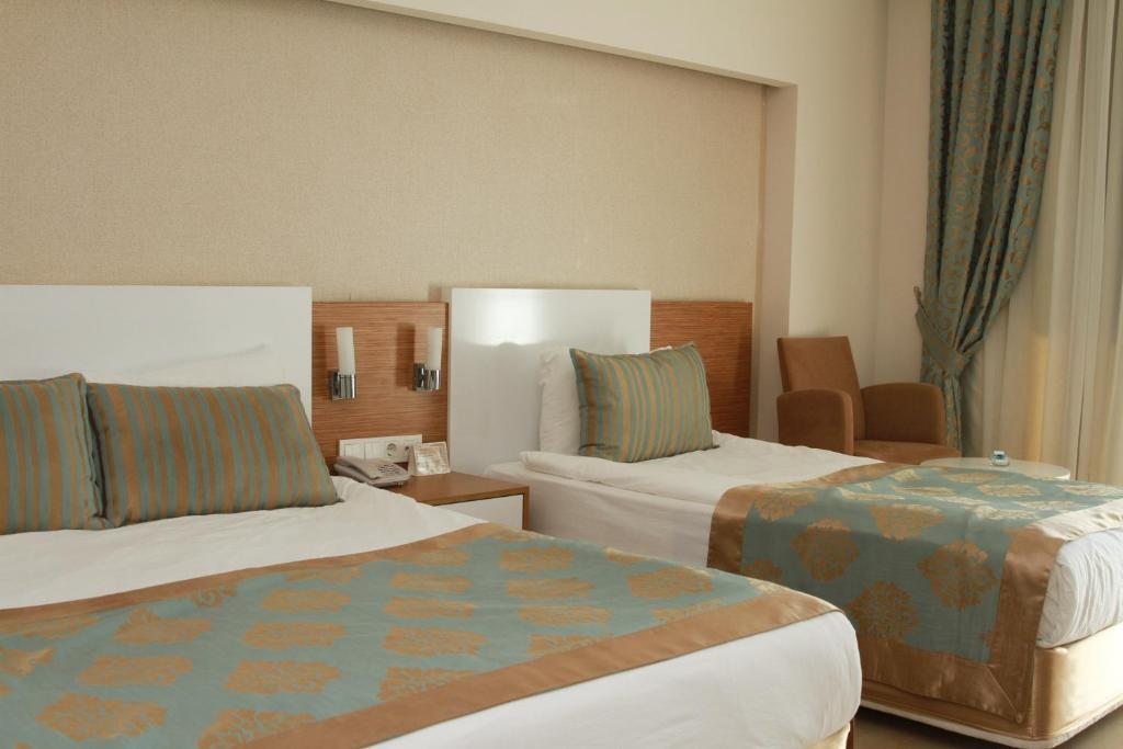 Двухместный (Двухместный номер с 1 кроватью и видом на окрестности (для 2 взрослых и 2 детей до 12 лет)) отеля Annabella Diamond Hotel - Ultra AI, Авсаллар