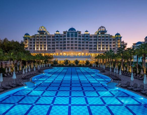 Отель Rubi Platinum Spa Resort & Suites