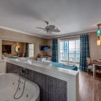 Двухместный (Улучшенный двухместный номер с 1 кроватью), Отель Rubi Platinum Spa Resort & Suites