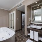 Двухместный (Улучшенный двухместный номер с 1 кроватью), Отель Rubi Platinum Spa Resort & Suites