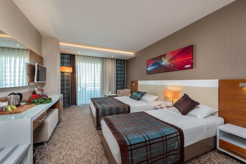 Двухместный (Стандартный двухместный номер с 1 кроватью и видом на окружающую местность) отеля White City Resort, Авсаллар