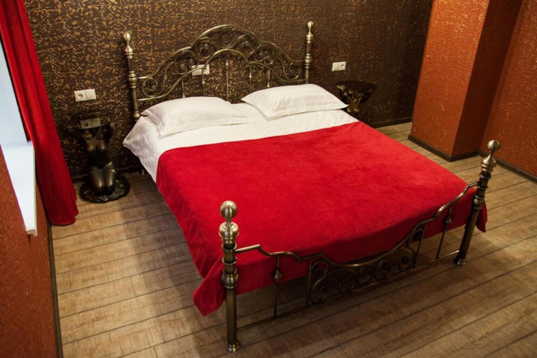 Стандарт двухместный с одной кроватью. Отель Покровский Дом