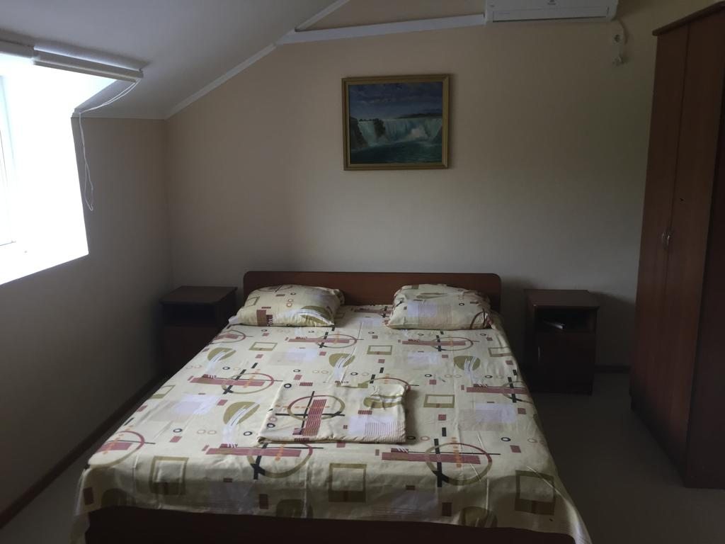 Двухместный (Двухместный номер с 1 кроватью и собственной ванной комнатой) гостевого дома Солнечный берег, Сукко