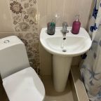 Ванная комната с принадлежностями для душа