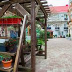 Качели, Гостевой дом Бумеранг