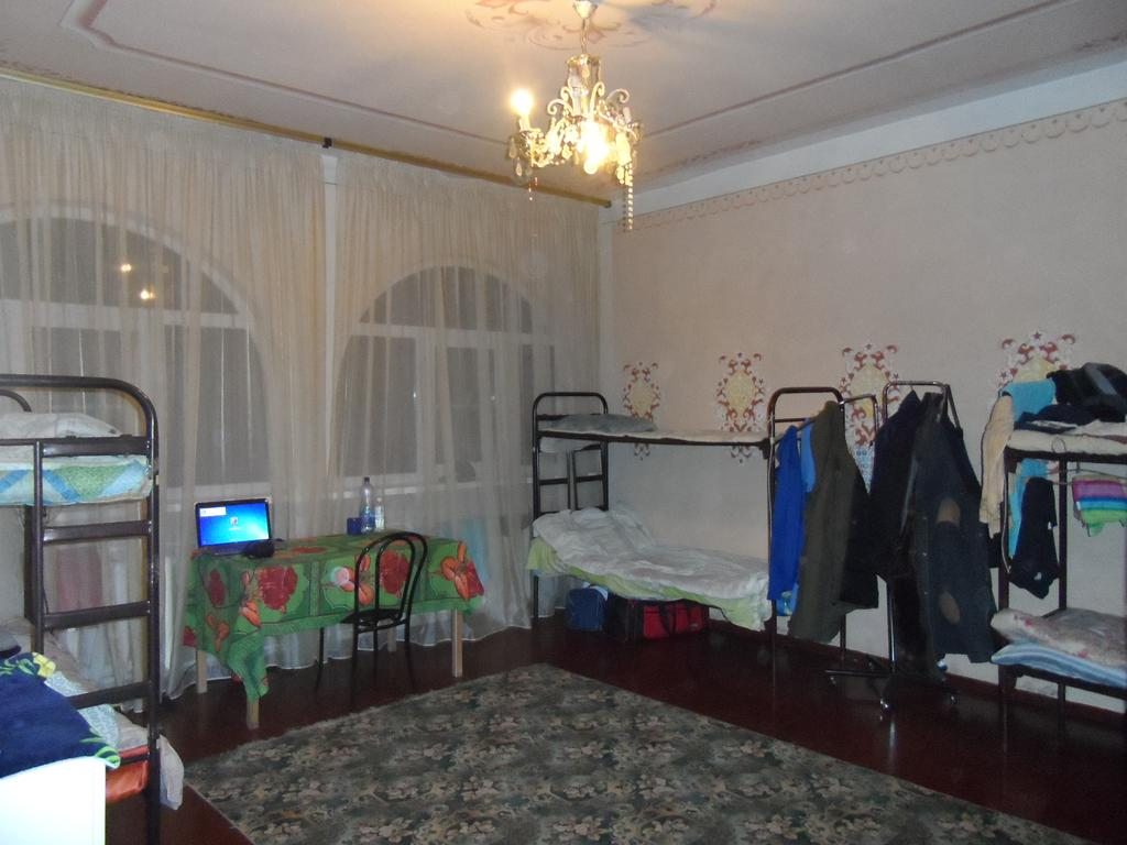 Номер (Кровать в общем 8-местном номере для мужчин) хостела Mr. Homes, Краснодар