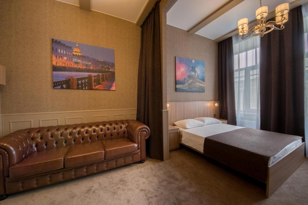Номер с двуспальной кроватью в отеле Лига, Санкт-Петербург. Отель Лига