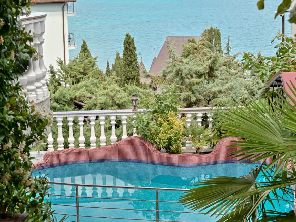 Гостевой дом Усадьба Сад, Алушта