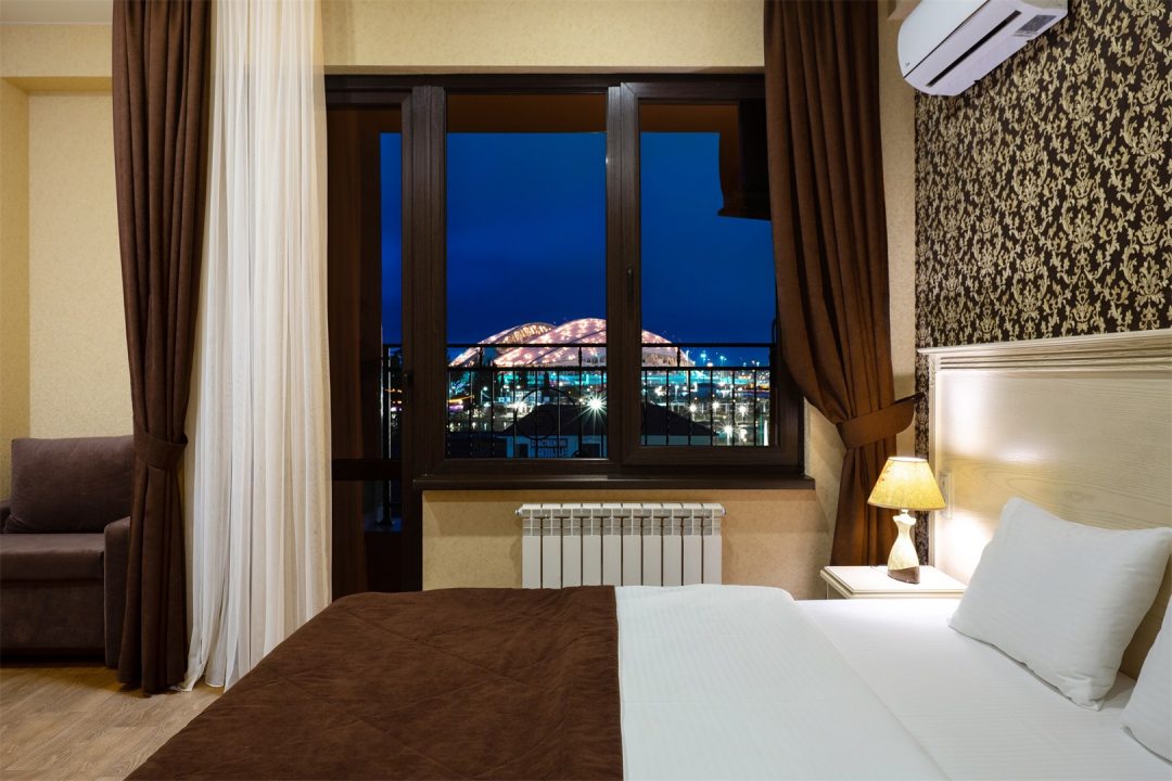 De Luxe (С 1 кроватью и балконом) отеля Modart Olympic & Beach by Stellar Hotels Sirius, Адлер