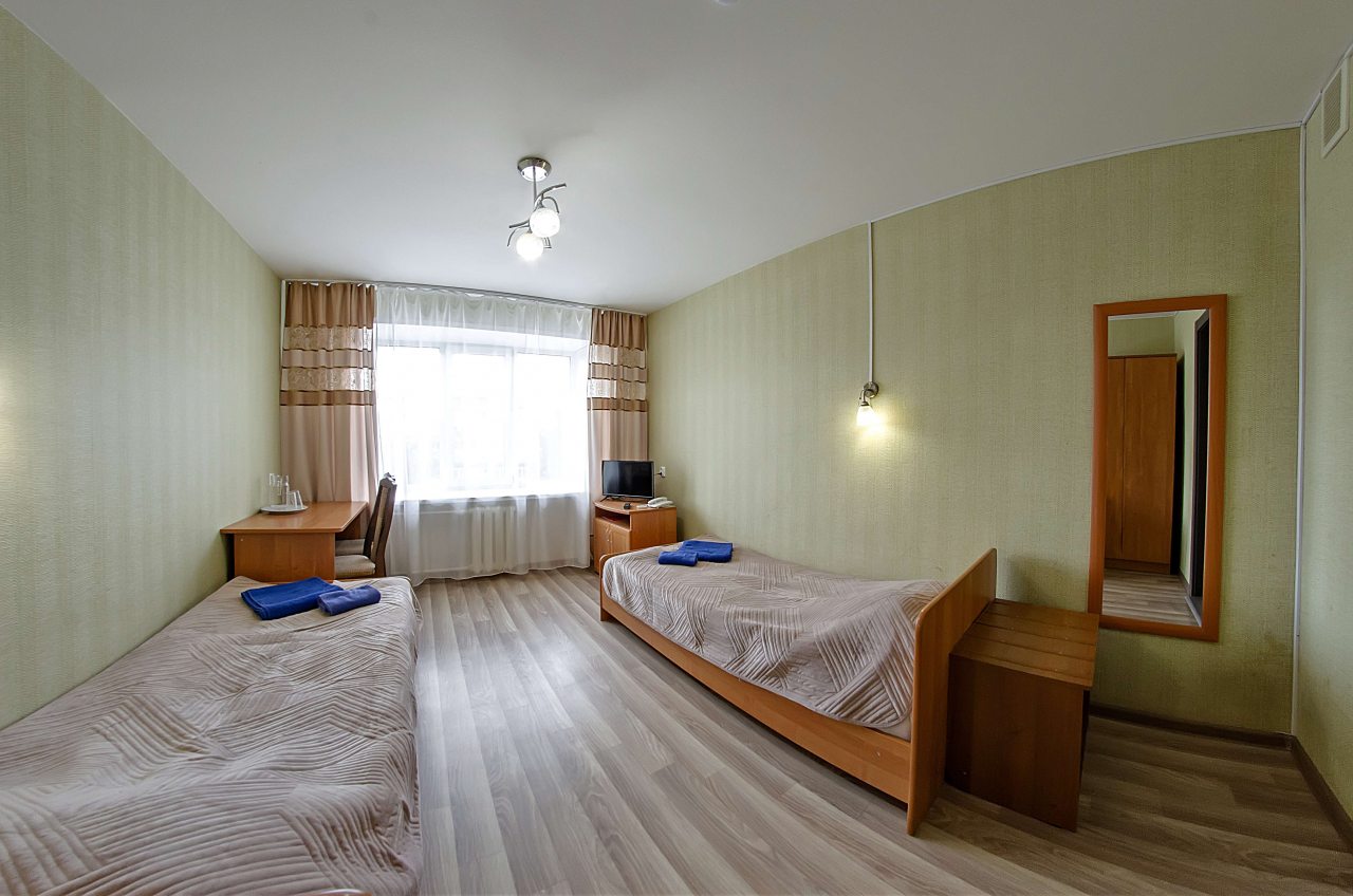 Двухместный (Пятая Категория), Гостиница Спутник