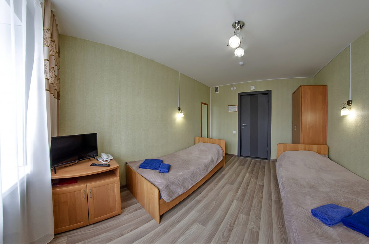 Двухместный (Пятая Категория), Гостиница Спутник