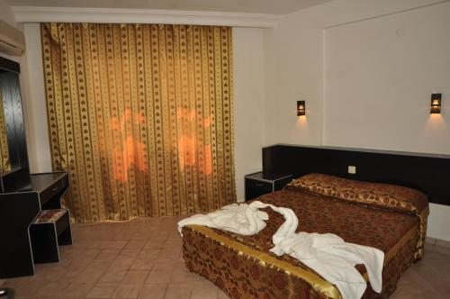 Сьюит (Люкс (2 взрослых)), Gold Twins Suit Hotel