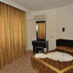 Двухместный (Двухместный номер с 1 кроватью), Gold Twins Suit Hotel