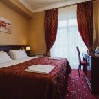 Двухместный (Стандарт с французским балконом), Гостевой дом БAUHTИ