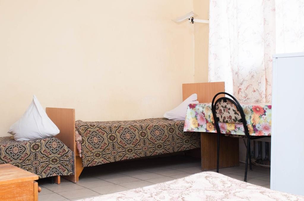 Двухместный (Бюджетный двухместный номер с 2 отдельными кроватями) гостиницы Каменка, Арамиль
