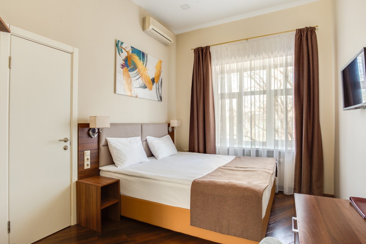 Трехместный (Улучшенный трехместный номер), Отель Forton