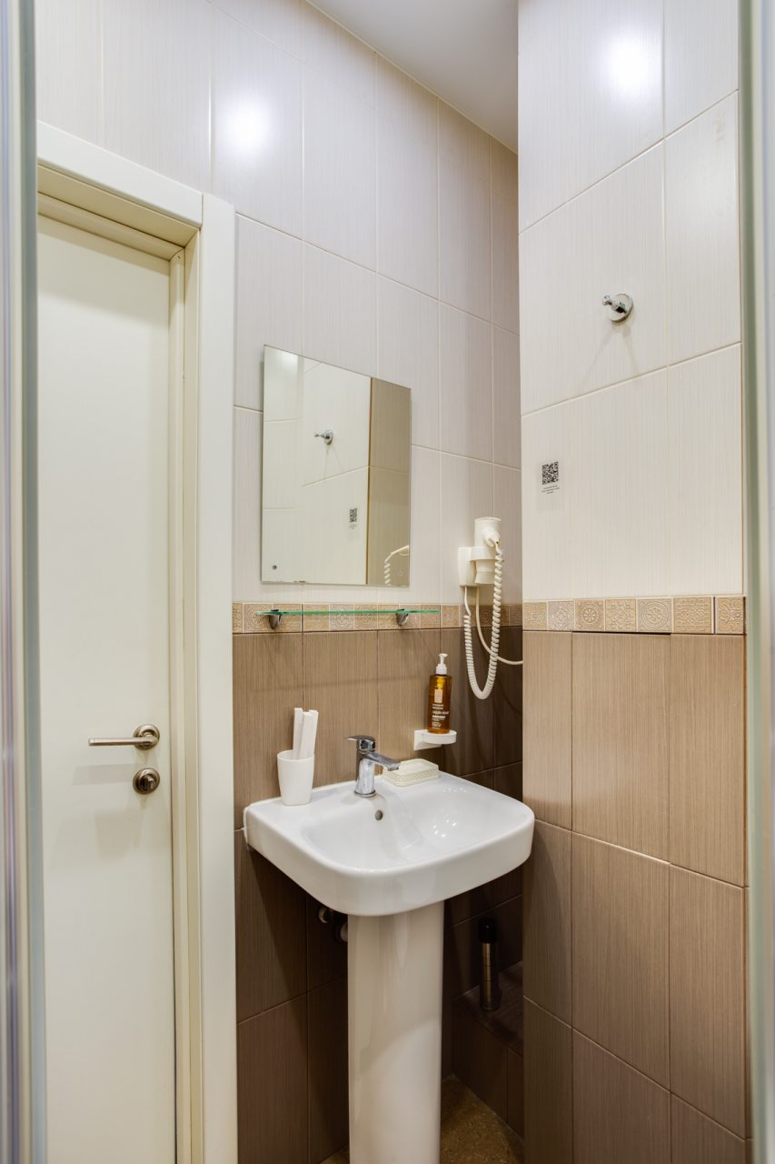 Трехместный (Улучшенный трехместный номер), Отель Forton