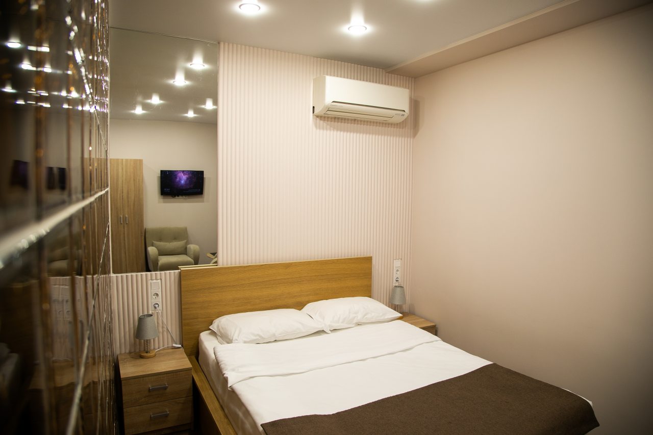 De Luxe, Отель Forton