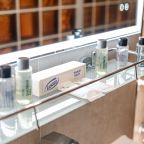 De Luxe, Отель Forton