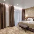 De Luxe (С двуспальной кроватью по базовой путевке оздоровления и отдыха), Санаторий Дон