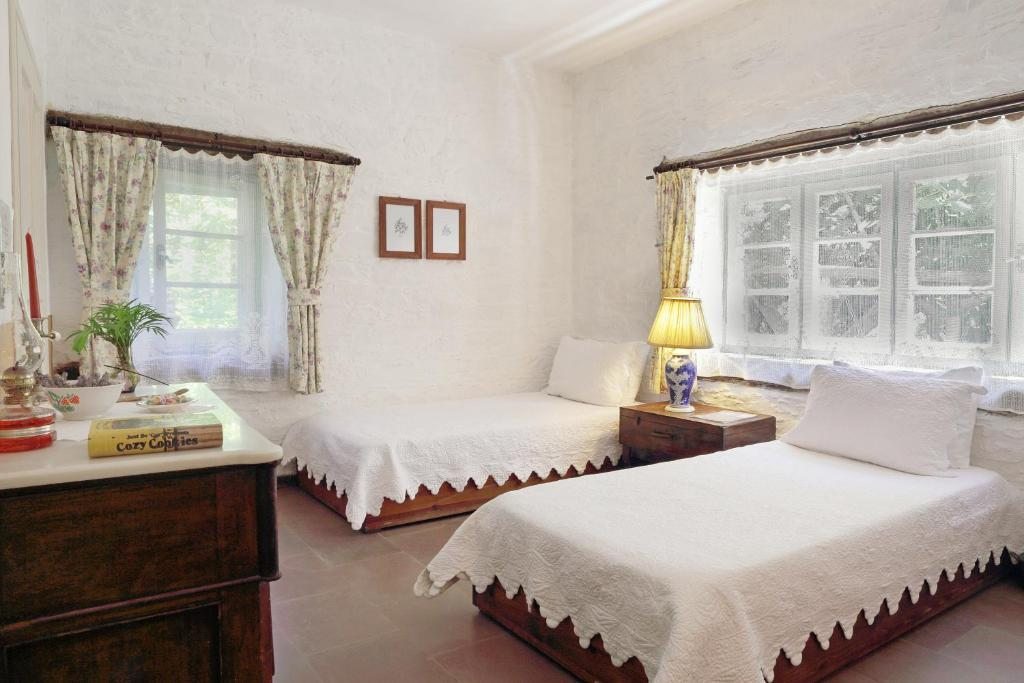 Двухместный (Стандартный двухместный номер с 2 отдельными кроватями) отеля Nisanyan Hotel, Сельчук