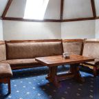 Двухместный (Комфорт мансардный с 1 кроватью), Отель Южный Дворик