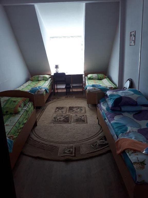 Двухместный (Улучшенный двухместный номер с 2 отдельными кроватями) хостела Магистраль, Ноябрьск